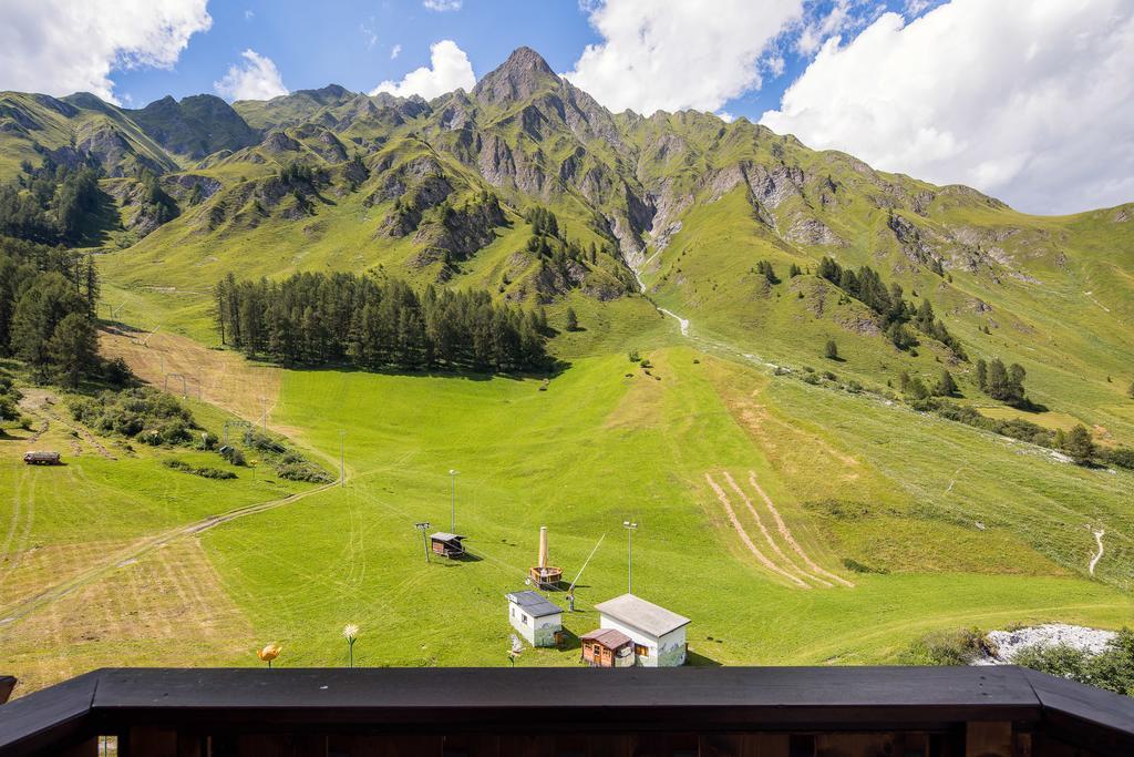 Wellnesshotel Engadin Samnaun Exterior foto